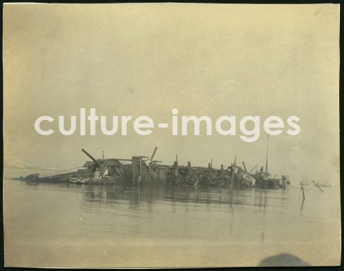 Versenkung von Kreuzer Warjag im Hafen von Tschemulpo