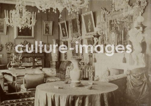Das Wohnzimmer auf der Datscha (Sommerhaus) von Pjotr Durnowo in Petersburg