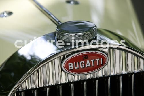 Bugatti T57 Atalante Coupe