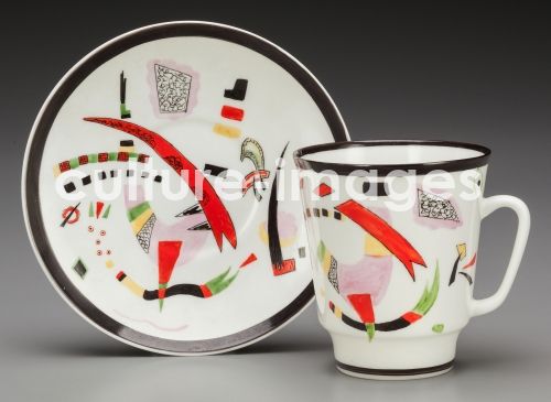 Wassily Wassiljewitsch Kandinsky, Tasse und Untertasse