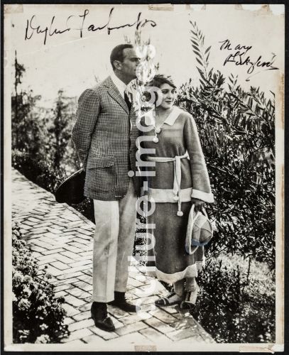 Unbekannter Fotograf, Douglas Fairbanks und Mary Pickford