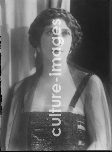 Unbekannter Fotograf, Porträt von Fürstin Jekaterina Alexandrowna Jurjewskaja (1878-1959)