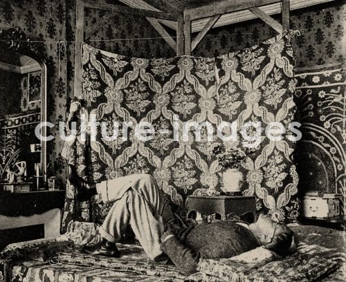 Unbekannter Fotograf, Pierre Bonnard als Odaliske im Atelier von Matisse