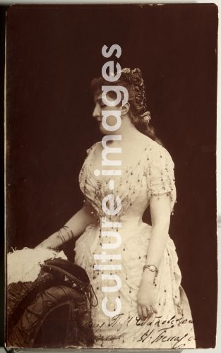 Unbekannter Fotograf, Porträt von Sängerin Maria Pavlovna Benardaki (1855-1913), geb. Leybrock