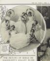 Unbekannter Fotograf, Tänzerinnen der Ballet Russes im Ballett Les Sylphides, New York. (Olga Chochlowa - liegend im Zentrum)